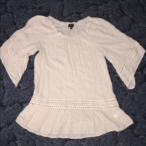 cream flowy/lace shirt